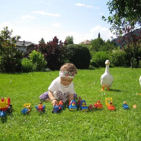 ホームステイ Schneeberghof *